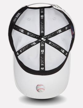 Gorra 940 FLAWLESS LOGO BASIC NEYYAN - White